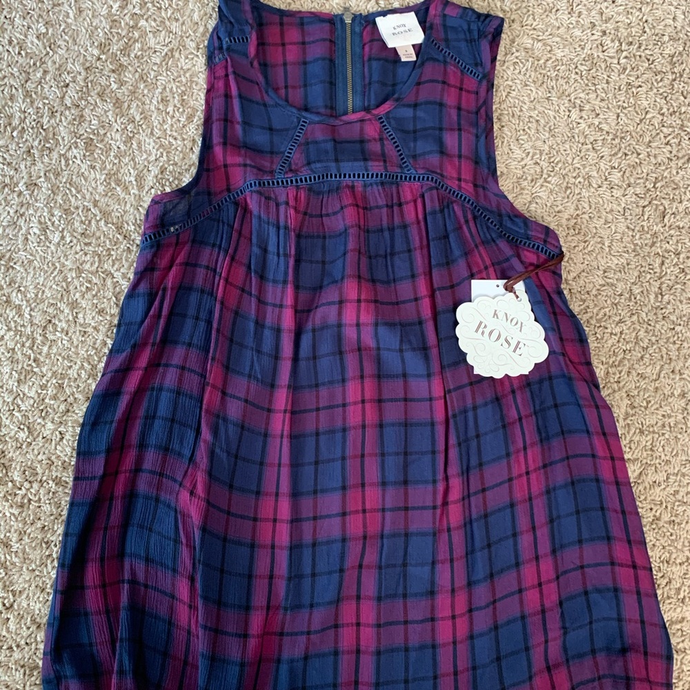 Knox Rose tank top.